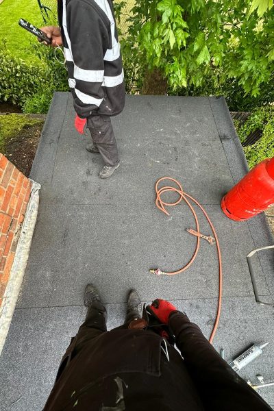 Flat roof being repaired in Mountbolus